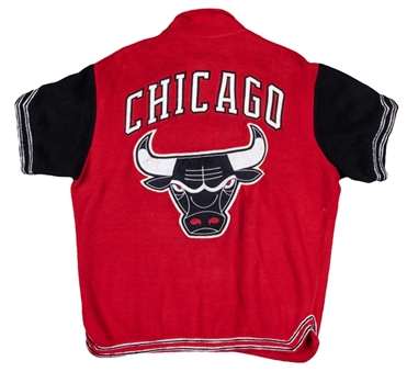 1968-69 Tom Boerwinkle Game Worn Chicago Bulls Warm Up Jacket (MEARS)